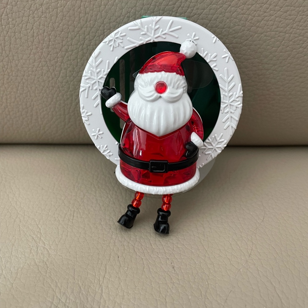 NEW BATH & BODY WORKS SANTA SCENTPORTABLE HOLDER VENT VISOR CLIP LEGS MOVE!